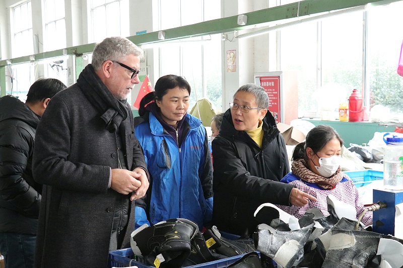 國外客戶來訪，共謀合作新篇章