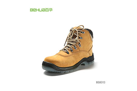 廠家詳解橡膠鞋底和PU鞋底的區(qū)別，別再傻傻分不清了！